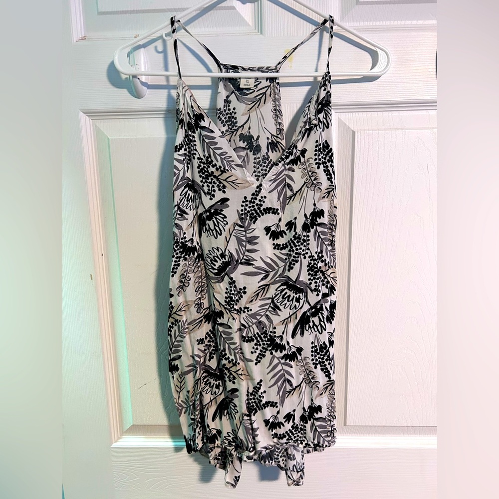 Flowy xl old navy tank